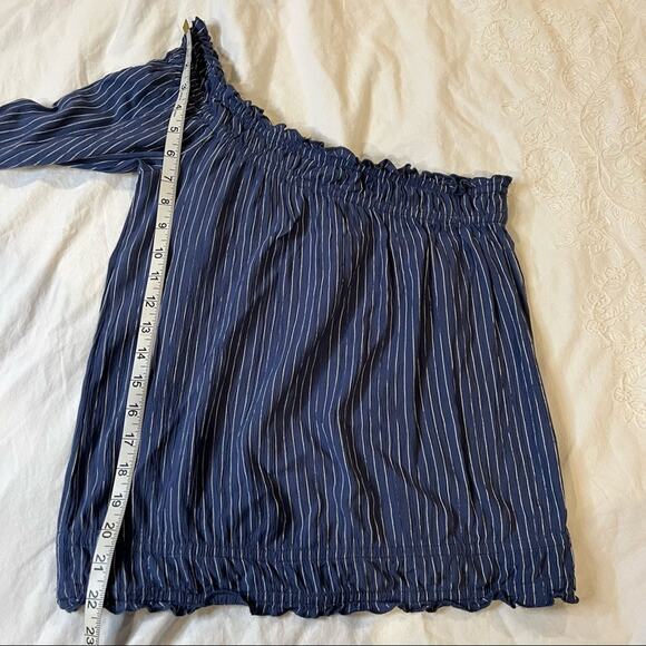 American Eagle Outfitters One Shoulder Striped Blouse size S - Picture 7 of 10